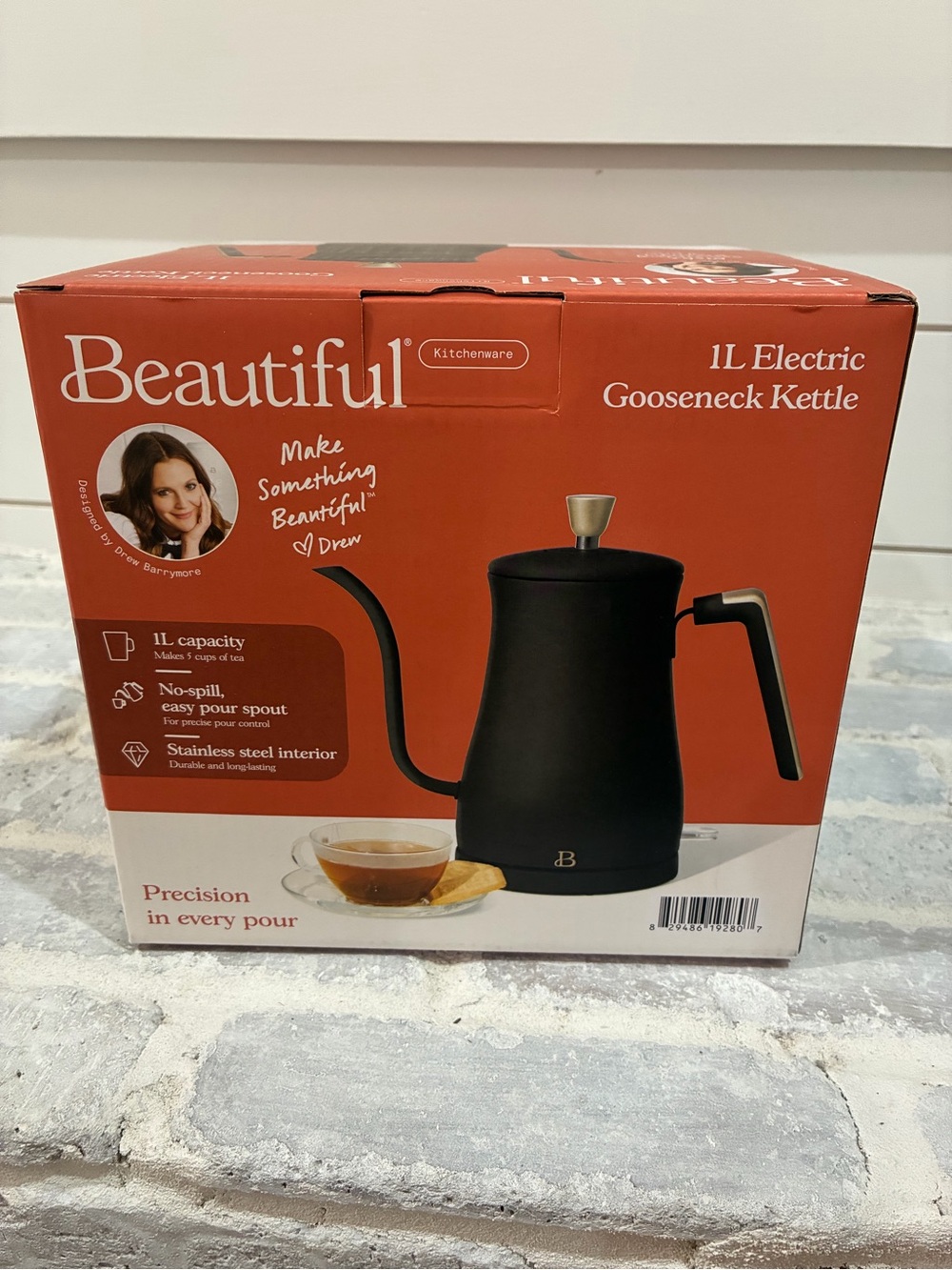 Beautiful 1L Electric Gooseneck Kettle - Black- NEW Drew Barrymore
